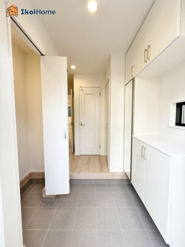 明石市西明石北町１丁目　新築のその他|【ホームページに現地動画掲載中】●年中無休：当日予約可●玄関は土間スペースもゆったりしております！