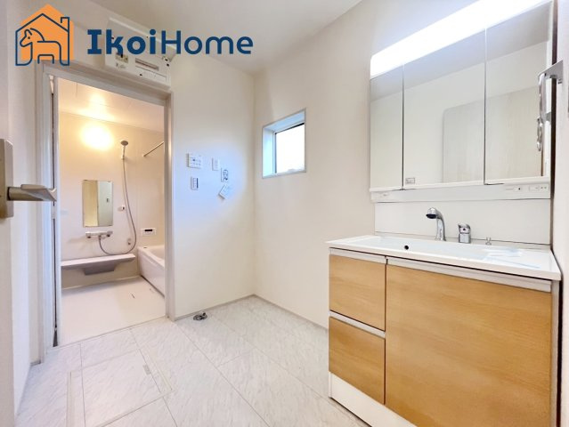 明石市二見町福里8期　新築戸建の洗面所|【ホームページに現地動画掲載中】●年中無休：当日予約可●広めの洗面室♪追加で収納棚等を付けると便利