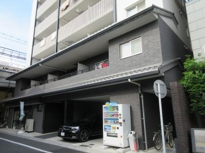 オーバルコート京都三条通の外観