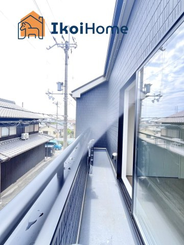 明石市魚住町長坂寺　新築戸建のバルコニー|【ホームページに現地動画掲載中】●年中無休：当日予約可●屋根はございませんが８万円～設置可能です！