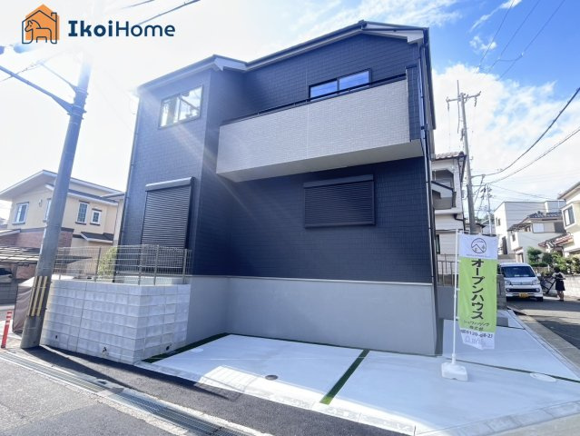 明石市魚住町長坂寺　新築戸建の駐車場|【ホームページに現地動画掲載中】●年中無休：当日予約可●お車はL字で普通車2台駐車可能です！