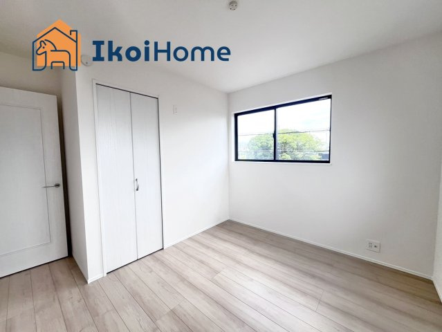 明石市魚住町長坂寺　新築戸建のエントランス|【ホームページに現地動画掲載中】●年中無休：当日予約可●全居室収納がございますので安心！