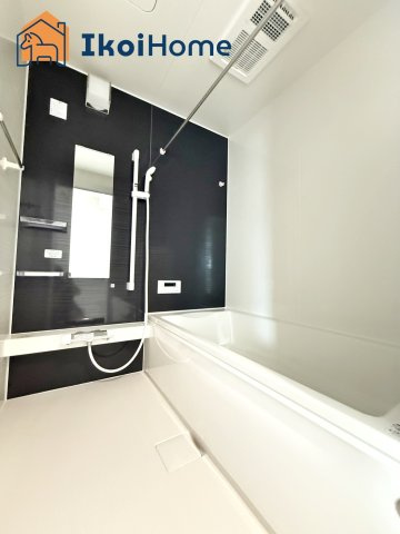 明石市大久保町山手台2丁目24-1期　全2棟2号棟　新築戸建の浴室|【ホームページに現地動画掲載中】●年中無休：当日予約可●浴槽は広く足を伸ばして入ることが出来ます。