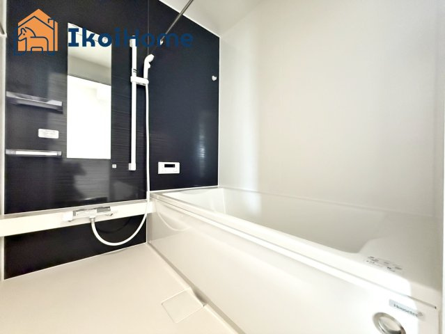 明石市大久保町山手台2丁目24-1期　全2棟2号棟　新築戸建の浴室|【ホームページに現地動画掲載中】●年中無休：当日予約可●浴室は小窓付きで換気・通風良好♪