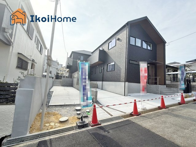 明石市大久保町山手台2丁目24-1期　全2棟2号棟　新築戸建のエントランス|【ホームページに現地動画掲載中】●年中無休：当日予約可●毎月５組限定！人気オプション３点１万円で取付