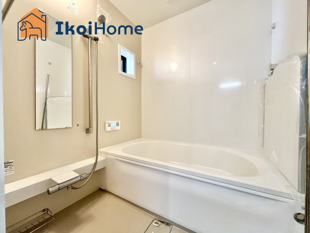 明石市朝霧東町2丁目　新築戸建の浴室|●年中無休：当日予約可●1坪タイプの広々したユニットバスになります。浴室暖房乾燥機もついています。