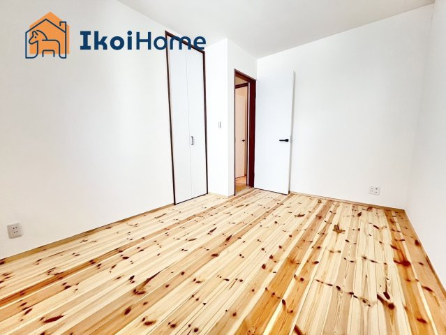 明石市朝霧東町2丁目　新築戸建の子供部屋|●年中無休：当日予約可●2階洋室です。木目のフローリングで落ち着いた空間です！