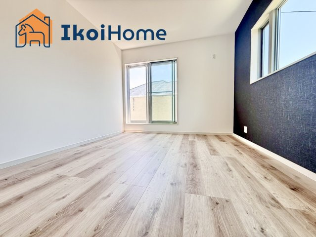 明石市太寺3丁目　新築戸建の子供部屋|●年中無休：当日予約可●オプションでより一層フローリング強くする10年保証のコーティングもご用意