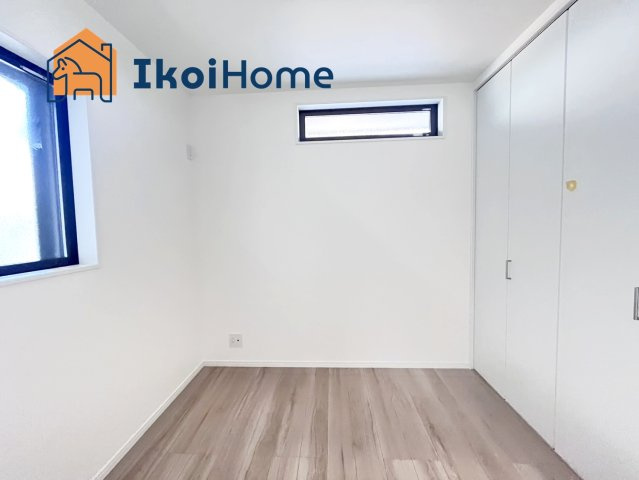 明石市林3丁目　新築戸建の子供部屋|【ホームページに現地動画掲載中】●年中無休：当日予約可●二面採光の明るいお部屋でおくつろぎ頂けます