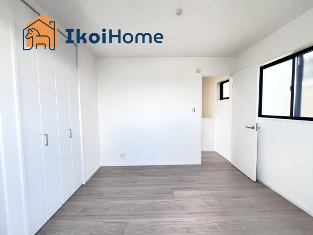 明石市林3丁目　新築戸建の寝室|【ホームページに現地動画掲載中】●年中無休：当日予約可●２倍の断熱効果がある全居室ペアガラス標準装備