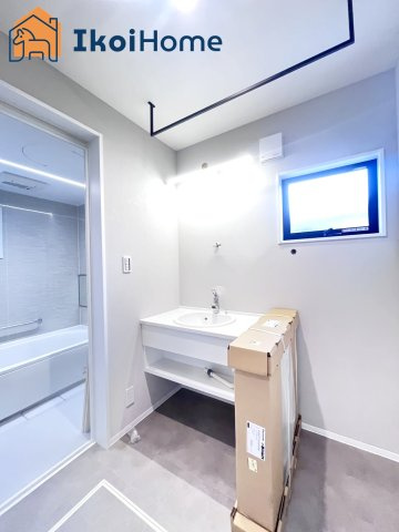 明石市林3丁目　新築戸建の洗面所|【ホームページに現地動画掲載中】●年中無休：当日予約可●洗面室です。こちらで室内干しも可能です！