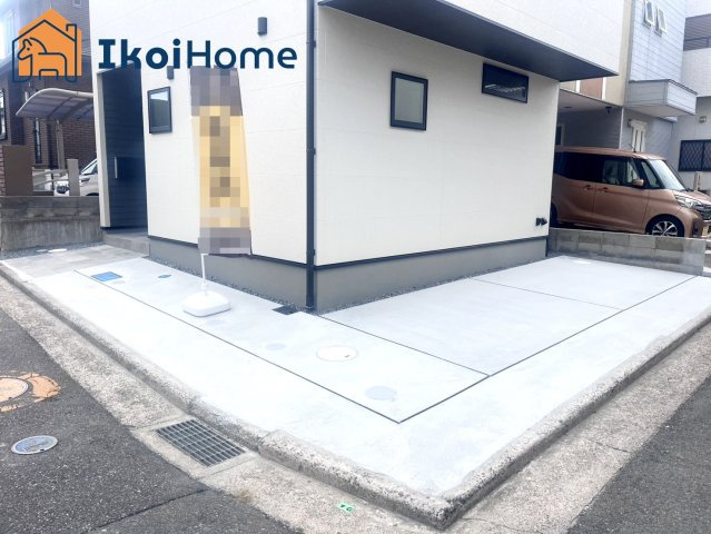明石市林3丁目　新築戸建の駐車場|【ホームページに現地動画掲載中】●年中無休：当日予約可●随時ご内覧可！お気軽にお問い合わせ下さいませ