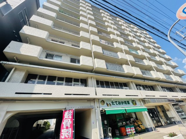 京都四条グランドハイツの外観