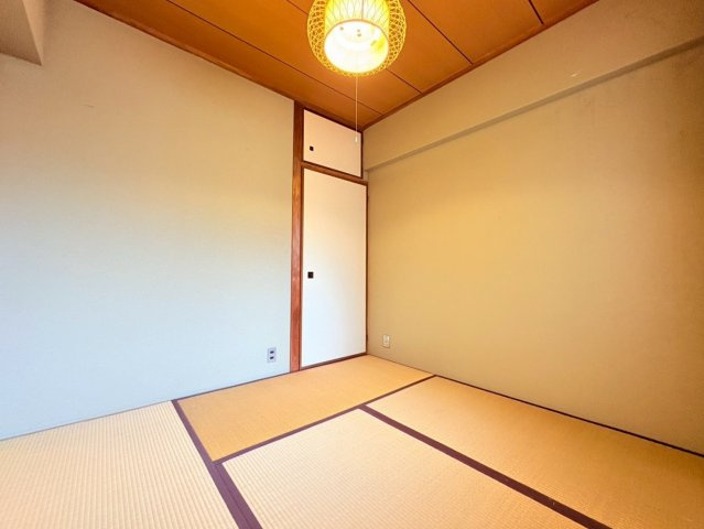 京都四条グランドハイツの和室