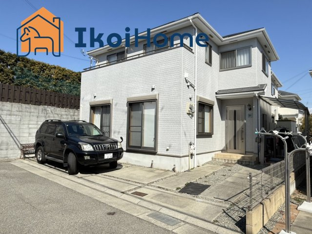 明石市大久保町西島　中古戸建のエントランス|～ご見学に関して～平日や夜間でもご案内可能。決まったお時間で身動きが取れない方も臨機応変に対応します