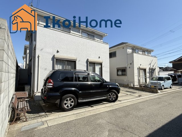 明石市大久保町西島　中古戸建の前面道路含む現地写真|●年中無休：見学時間9:00～20:00・南向きの大型の掃き出し窓がございますので、陽当り良好！