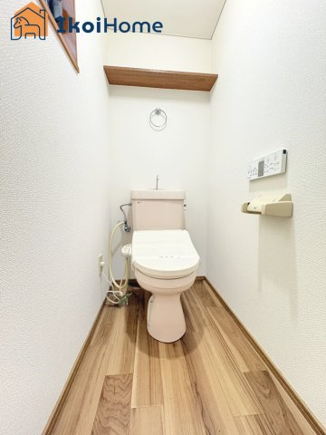 明石市二見町福里　中古戸建のトイレ|【ホームページに現地動画掲載中】●年中無休：当日予約可●トイレが2か所あるので夜中も楽ちん。