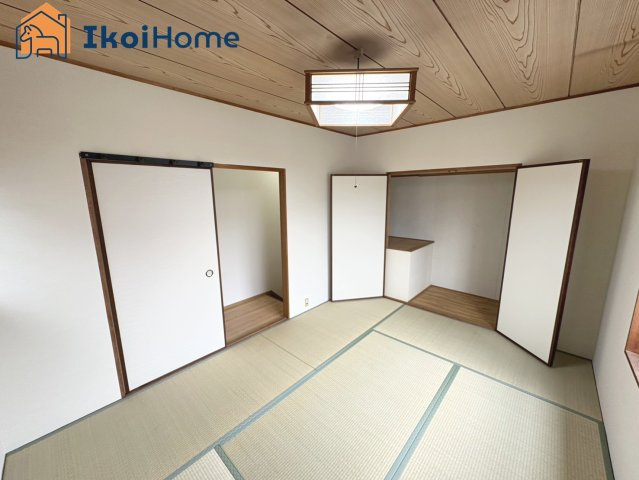 明石市二見町福里　中古戸建の内装|【ホームページに現地動画掲載中】●年中無休：当日予約可●収納スペースも広い和室空間は非常に便利！