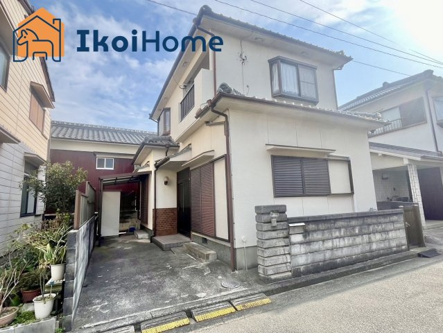 魚住町中尾　中古戸建の前面道路含む現地写真|●年中無休：当日予約可●西区、垂水区、明石市初。弊社は契約前に新築戸建の住宅診断を無料で行っています