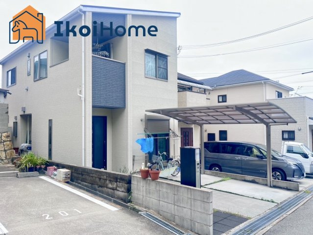 明石市和坂　中古戸建のエントランス|●年中無休：当日予約可●山電西新町駅徒歩18分！JR西明石駅も徒歩圏内です！