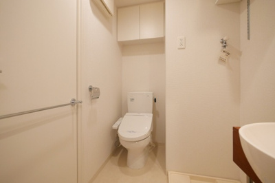 【トイレ】 | セレニテ福島カルム | ゆったりとした空間のトイレです