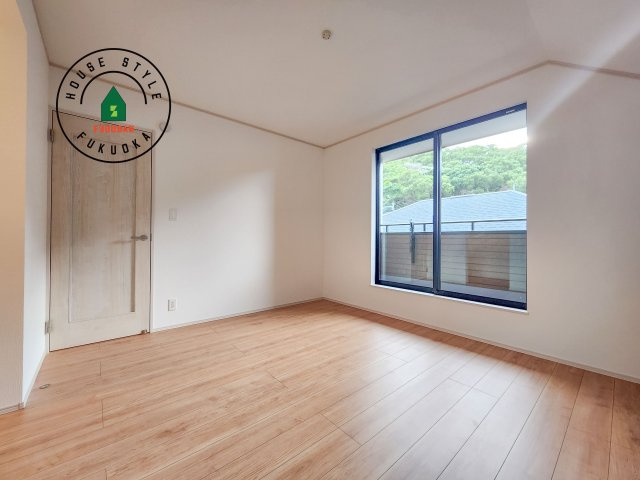 福岡市東区香住ケ丘5丁目第1-6棟（B号棟）の寝室|主寝室には収納力に優れたクローゼットがありますので、お部屋もすっきり片付きます。