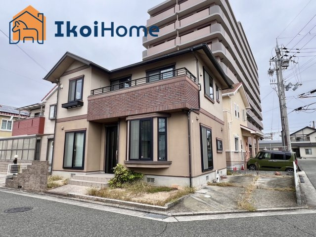 明石市藤江　中古一戸建のエントランス|●年中無休：当日予約可●　弊社独自の「自己資金0円プラン」もあります。ご利用下さい