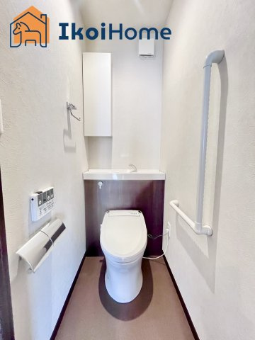 明石市大久保町松陰　中古のトイレ|【ホームページに現地動画掲載中】●年中無休：当日予約可●1階・2階ウォッシュレット付のお手洗いです