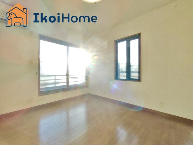 明石市魚住町住吉1丁目　中古の寝室|●年中無休：当日予約可●二面採光の明るいお部屋です。