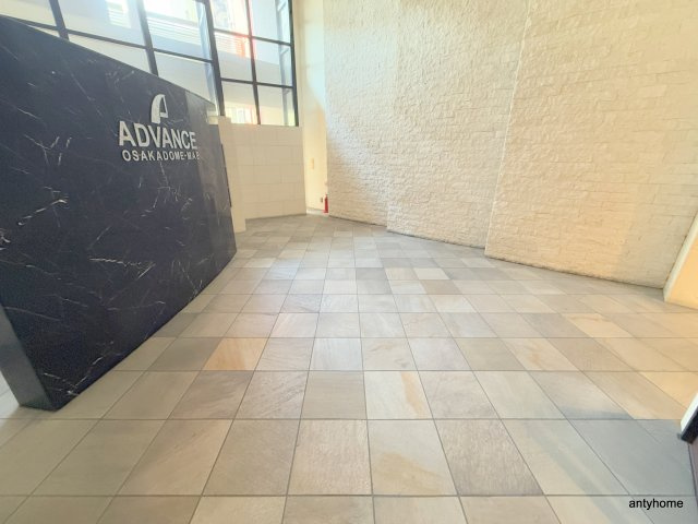 アドバンス大阪ドーム前　仲介手数料無料のロビー