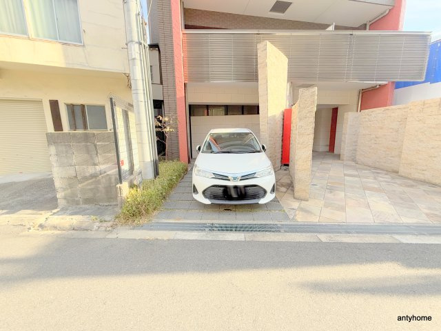 アドバンス大阪ドーム前　仲介手数料無料の駐車場