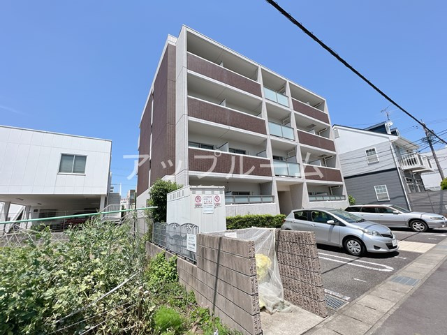 ソレイユ鳥居松の駐車場