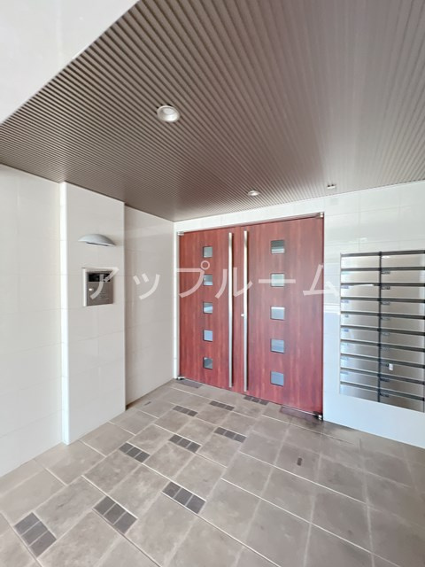 ソレイユ鳥居松のエントランス