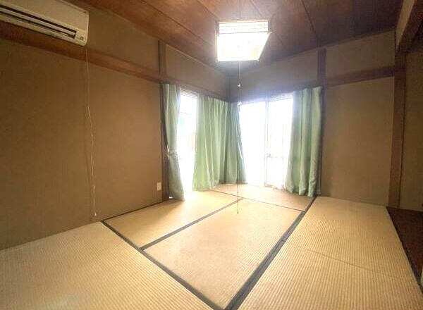 千種区戸建の寝室