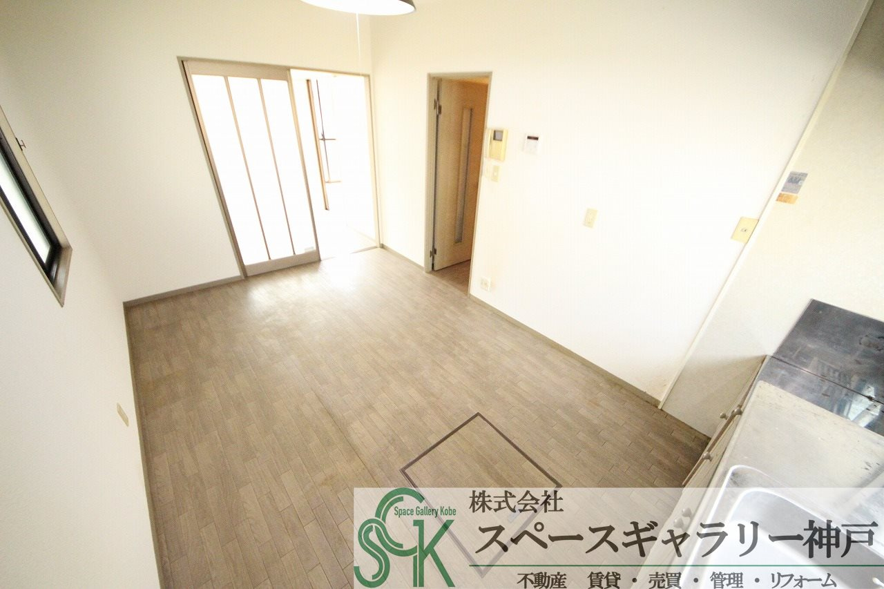 アメニティーハウスの居間・リビング|※お部屋により仕様が異なる場合があります※