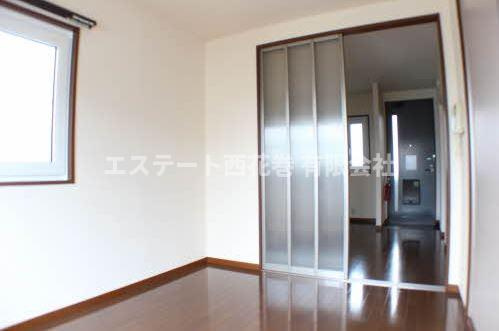 若葉サンデールの居間・リビング