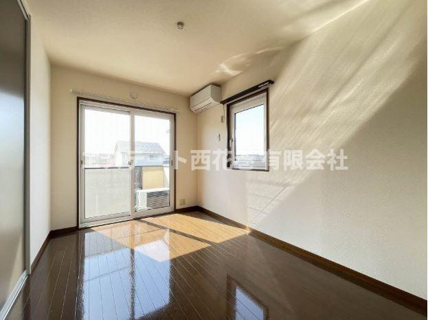 若葉サンデールの居間・リビング