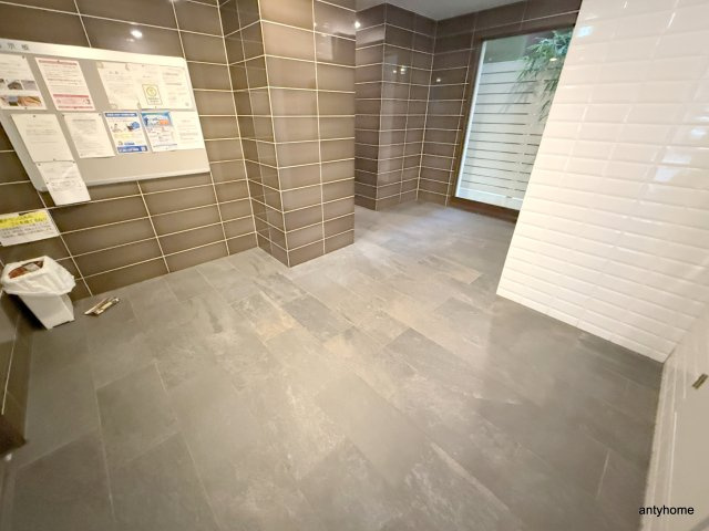 ララプレイス京町堀プロムナード 仲介手数料無料のロビー