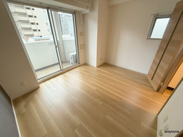 ララプレイス京町堀プロムナード 仲介手数料無料の居間・リビング