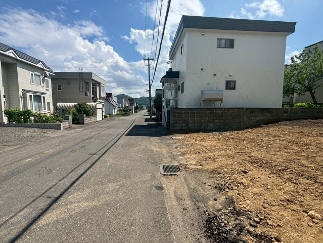 西野8条9丁目[売土地]の前面道路含む現地写真|現地土地写真！