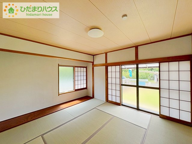 那珂市平野　中古戸建の和室|和の風情を演出する内障子付！