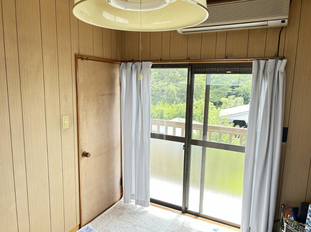 那珂市平野　中古戸建の洋室