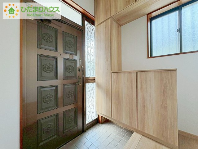 那珂市平野　中古戸建の玄関|丁度良い靴箱のサイズ♪これだけあれば家族全員の靴がしまえてスッキリ(^O^)