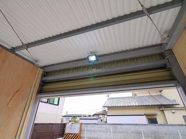 植平トランクルームの内装