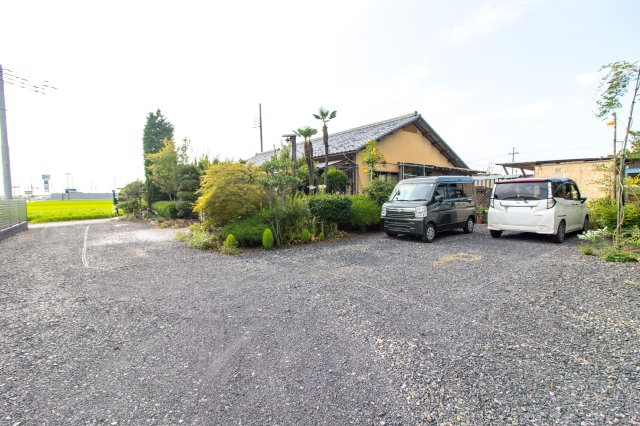 【駐車場】の画像