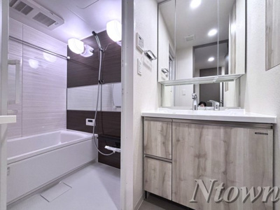 【洗面所】 | プレサンス丸の内サージュ | ゆったりとスペースのある洗面所