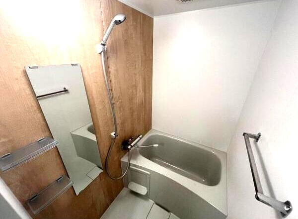 八事ガーデンヒルズの浴室