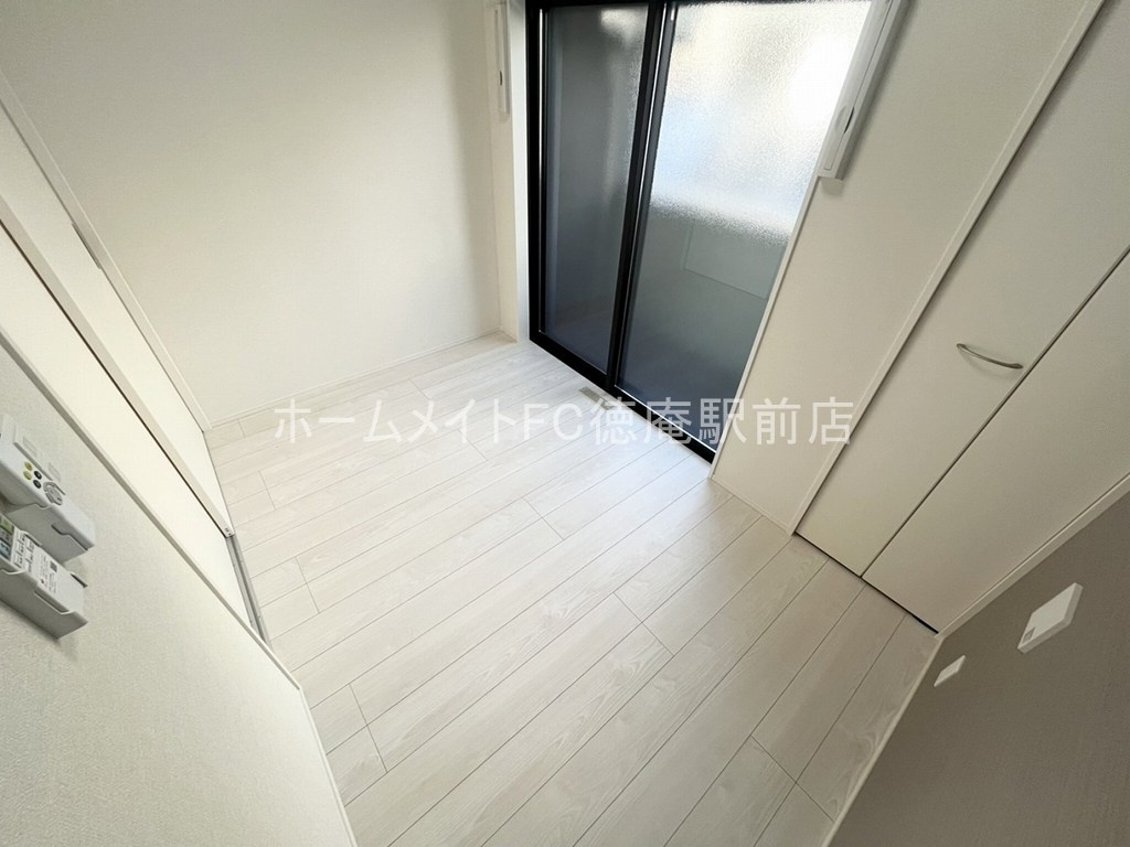 大阪市城東区諏訪４丁目のアパートの洋室