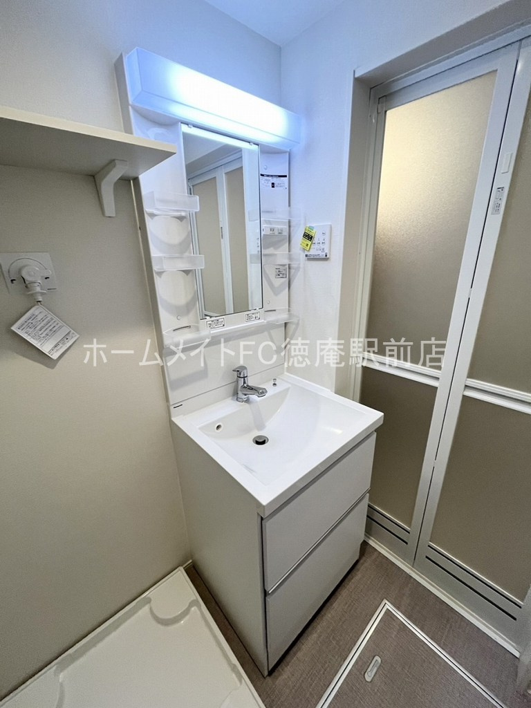 大阪市城東区諏訪４丁目のアパートの独立洗面台