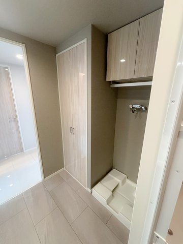 【独立洗面台】